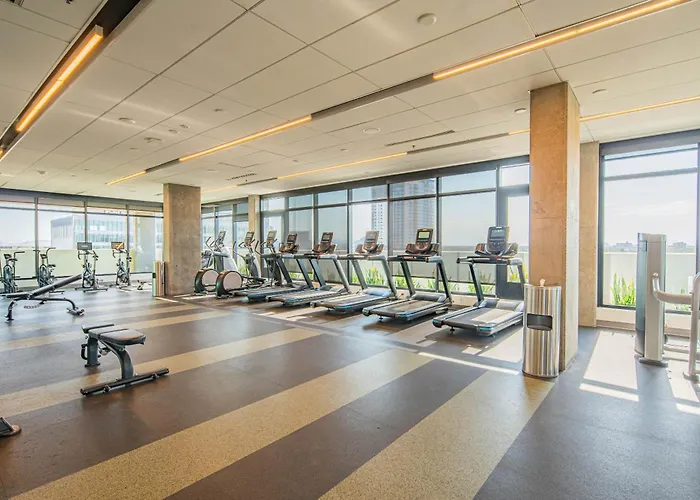 Dt High-rise Parking Included Pool Gym Phoenix